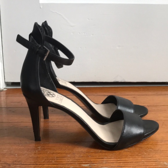 Vince Camuto 7 1/2 sandal - Picture 3 of 5